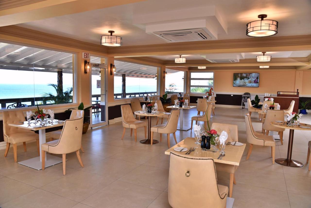 Hotel Grand A View Montego Bay Extérieur photo