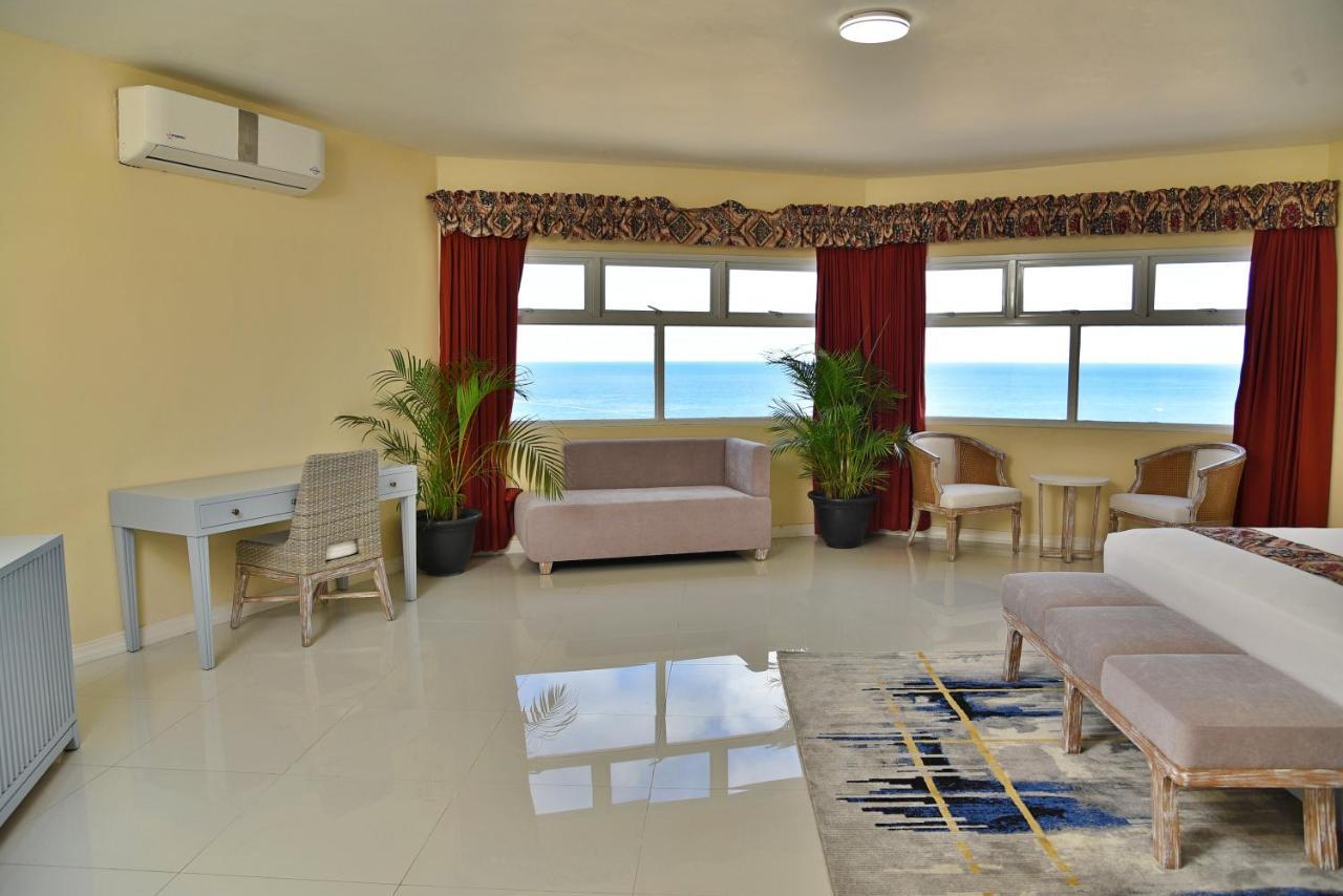 Hotel Grand A View Montego Bay Extérieur photo