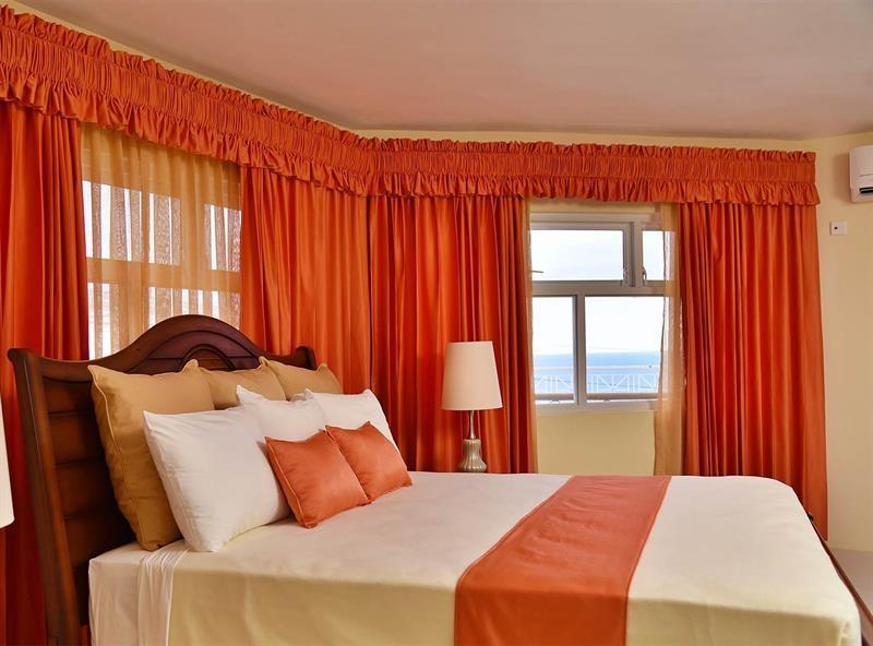 Hotel Grand A View Montego Bay Extérieur photo